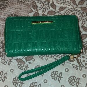 Women's Steve Madden Wristlet Wallet.